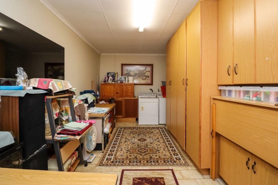 3 Bedroom Property for Sale in Flimieda North West